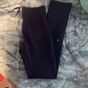 Lululemon yoga pants